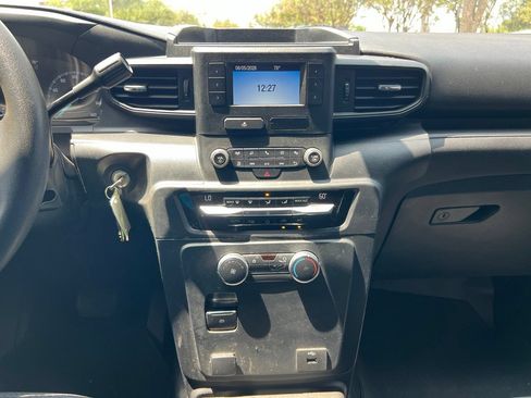 Used 2021 Ford Explorer 4WD Police Interceptor image 18