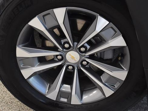 Used 2025 Chevrolet Equinox LT AWD/4WD image 29