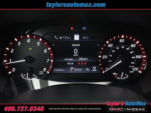 Used 2024 Nissan Frontier PRO-4X w/ Technology Package image 8