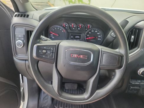Used 2022 GMC Sierra 1500 Pro w/ Pro Value Package RWD image 22
