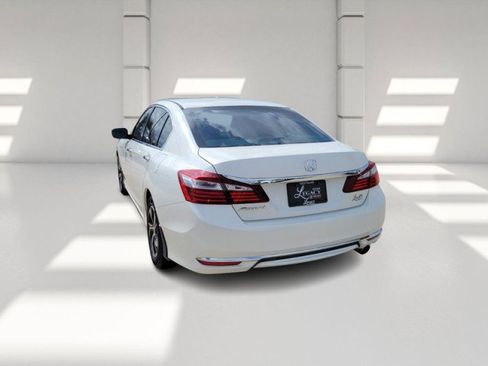 Used 2016 Honda Accord LX image 5