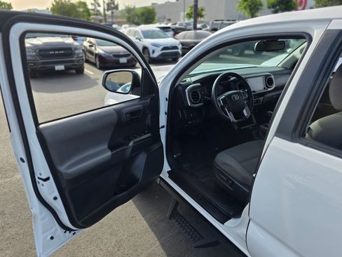 Used 2023 Toyota Tacoma SR5 RWD image 42