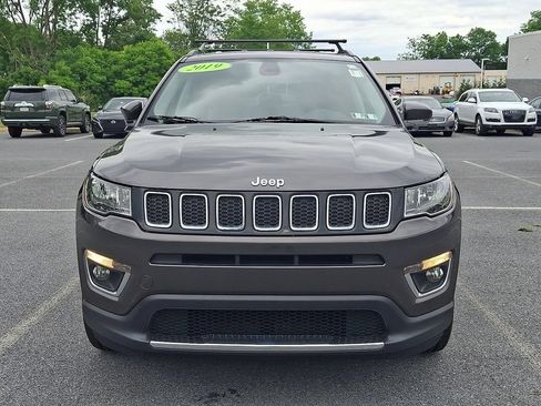 Used 2019 Jeep Compass Limited AWD/4WD image 2