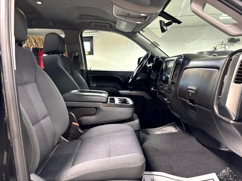 Used 2019 Chevrolet Silverado 1500 LT w/ All Star Edition image 15