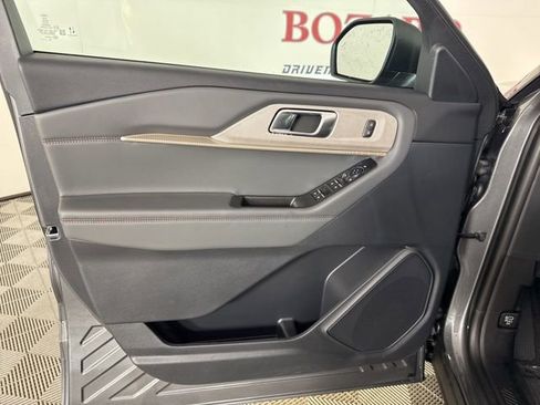 New 2026 Ford Explorer Active image 17