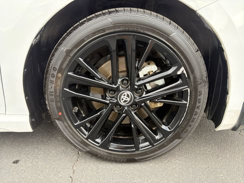 Used 2025 Toyota Camry SE FWD image 30