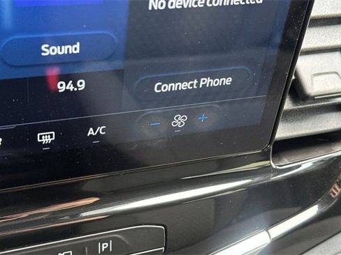 Used 2023 Ford Transit 350 XLT image 30