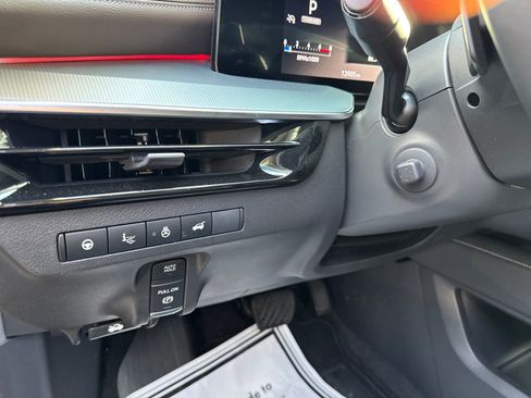 Certified 2025 Nissan Murano Platinum w/ Cargo Package image 14