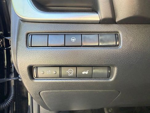 Used 2026 Nissan Rogue SV AWD/4WD image 21