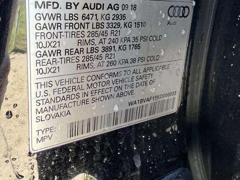 Used 2019 Audi Q8 Premium Plus w/ Premium Plus AWD/4WD image 37