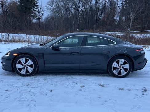 Used 2020 Porsche Taycan 4S image 8