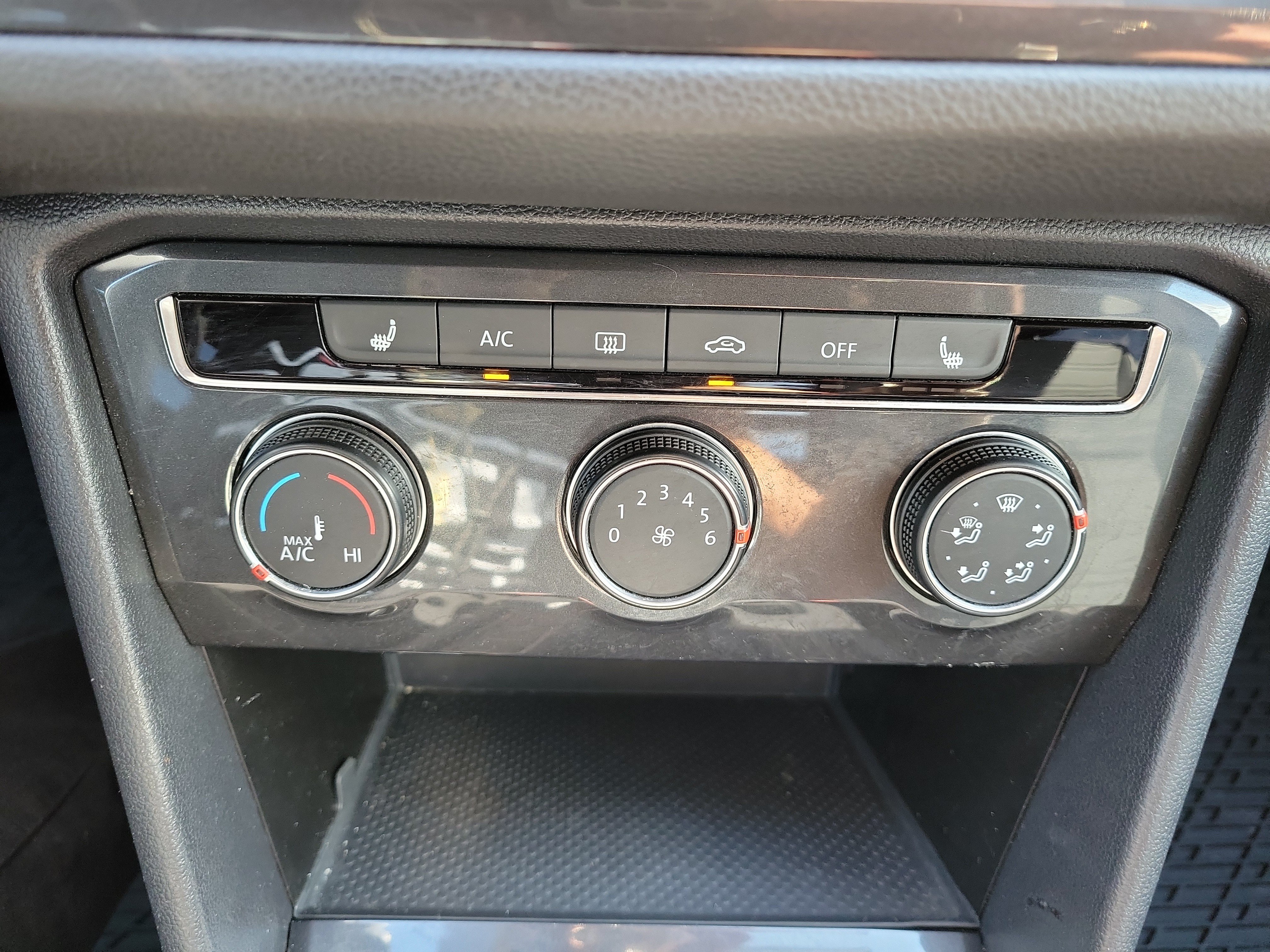 Used 2022 Volkswagen Tiguan S FWD image 32