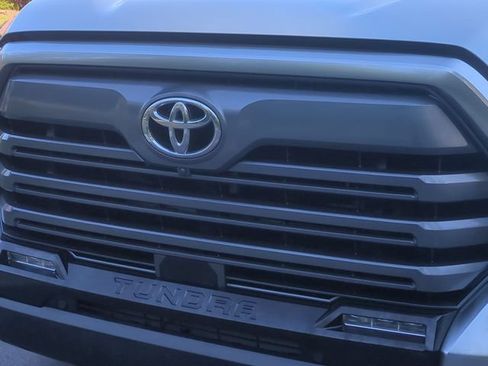 Used 2023 Toyota Tundra Limited AWD/4WD image 24
