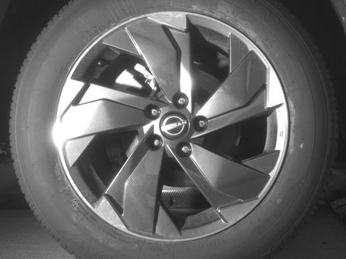 Used 2025 Nissan Rogue SV AWD/4WD image 15