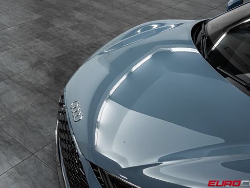 Used 2022 Audi R8 V10 performance RWD image 9