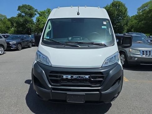 Used 2023 RAM ProMaster 3500 w/ Convenience Group FWD image 2