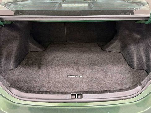 Used 2014 Toyota Corolla LE FWD image 26