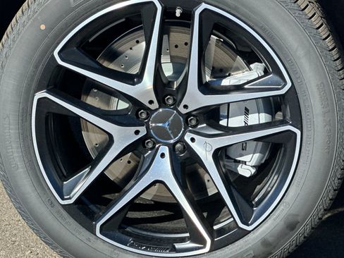 New 2026 Mercedes-Benz GLE 53 AMG 4MATIC Coupe image 32