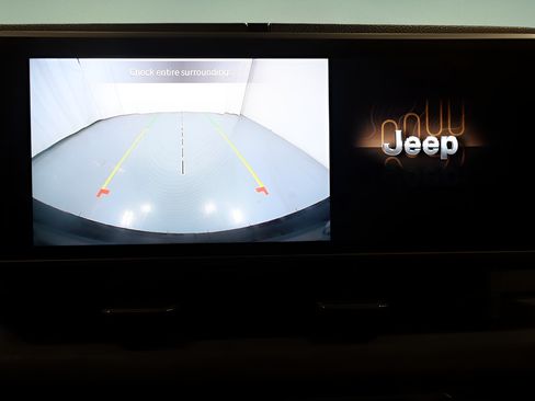 Certified 2024 Jeep Wrangler Unlimited Sport AWD/4WD image 23