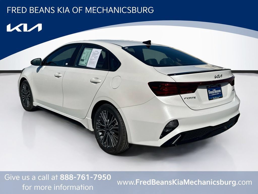 Certified 2023 Kia Forte GT-Line FWD image 5