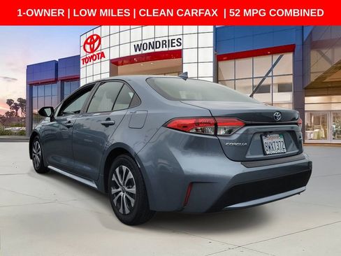 Used 2021 Toyota Corolla LE w/ Carpet Mat Package (TMS) FWD image 5