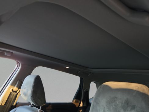 Used 2021 Nissan Rogue Platinum image 22