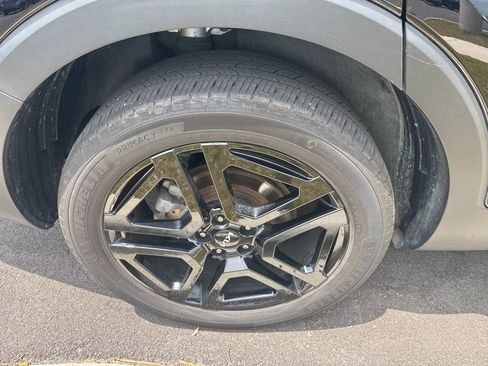 Used 2023 Kia Telluride EX X-Line AWD/4WD image 5