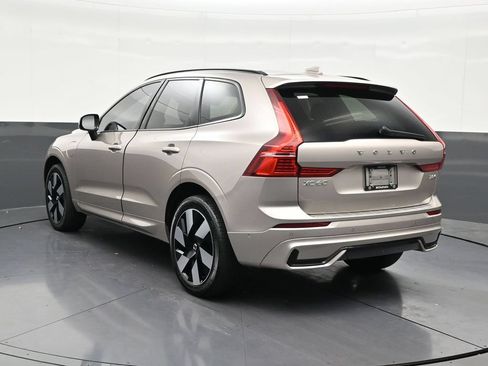 Used 2025 Volvo XC60 T8 Plus w/ Protection Package Premier AWD/4WD image 3