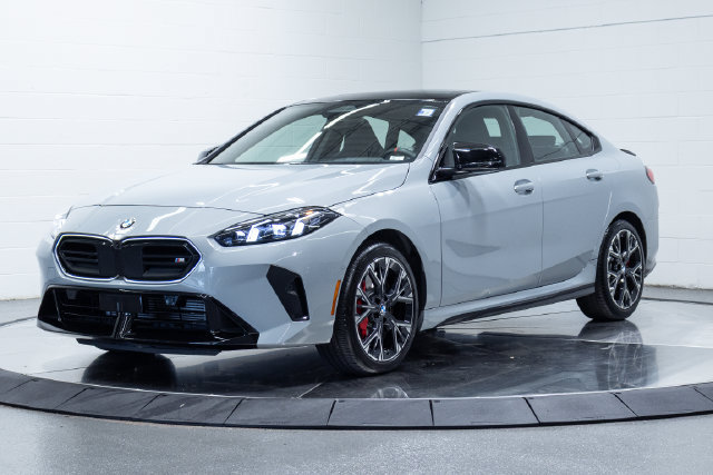 Certified 2026 BMW M235i xDrive AWD/4WD image 6