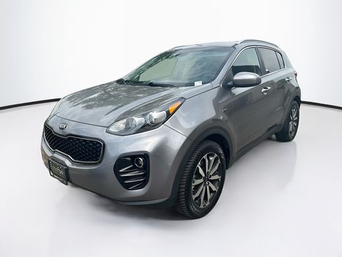 Used 2017 Kia Sportage EX AWD/4WD image 3