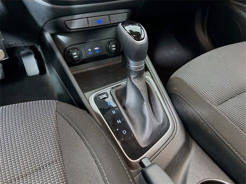 Used 2019 Hyundai Accent SEL image 24