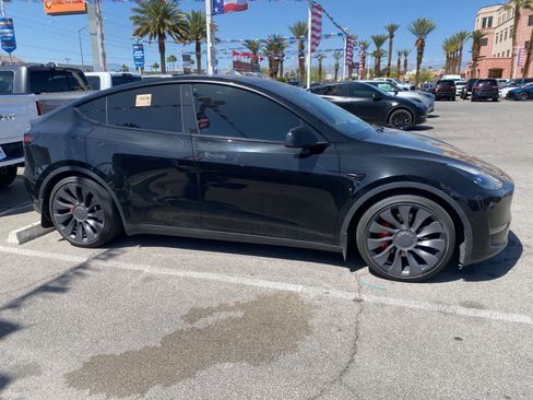 Used 2021 Tesla Model Y Performance AWD/4WD image 4
