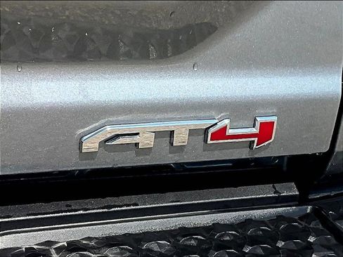 New 2026 GMC Canyon AT4 AWD/4WD image 9