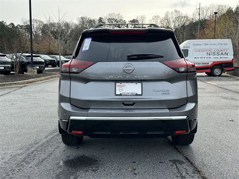New 2026 Nissan Rogue Platinum image 7