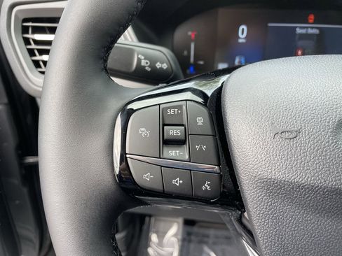 New 2026 Ford Escape SE image 30