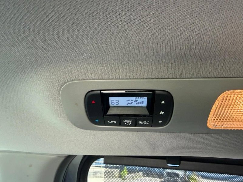 Used 2023 Honda Odyssey Elite image 10