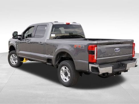 New 2026 Ford F250 XLT w/ XLT Premium Package image 5
