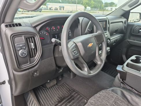 Used 2021 Chevrolet Silverado 1500 Custom RWD image 30