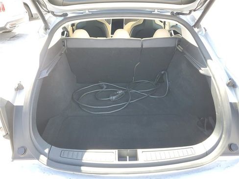 Used 2013 Tesla Model S Base image 6