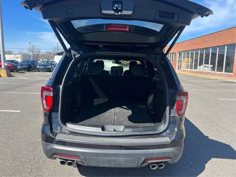 Used 2019 Ford Explorer Sport w/ Equipment Group 401A AWD/4WD image 16