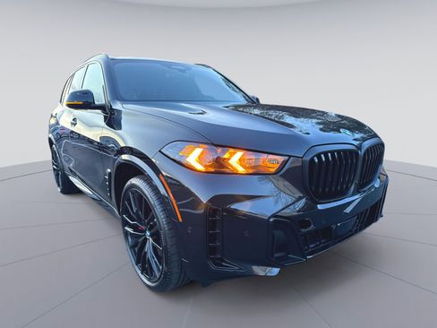 New 2026 BMW X5 xDrive40i w/ M Sport Package image 3