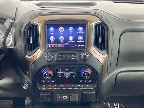 Certified 2019 Chevrolet Silverado 1500 High Country w/ Technology Package image 20