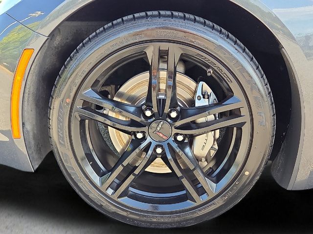 Used 2017 Chevrolet Corvette Stingray Coupe w/ Battery Protection Package RWD image 9