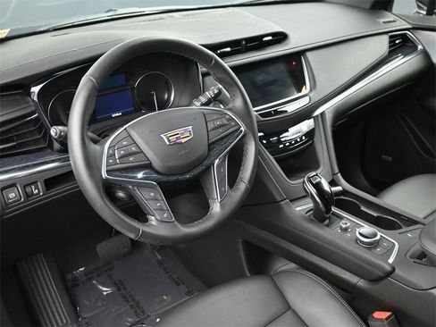 Certified 2024 Cadillac XT5 Premium Luxury image 7
