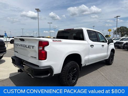 Used 2020 Chevrolet Silverado 1500 Custom Trail Boss w/ Custom Convenience Package AWD/4WD image 4