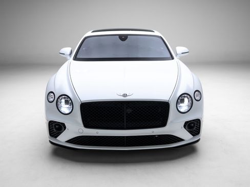 Used 2022 Bentley Continental GT Speed image 3
