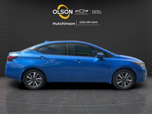 Used 2024 Nissan Versa SV w/ Trunk Package FWD image 6