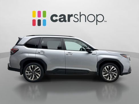 Used 2025 Subaru Forester Touring AWD/4WD image 6
