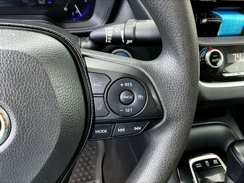 Certified 2020 Toyota Corolla LE image 22