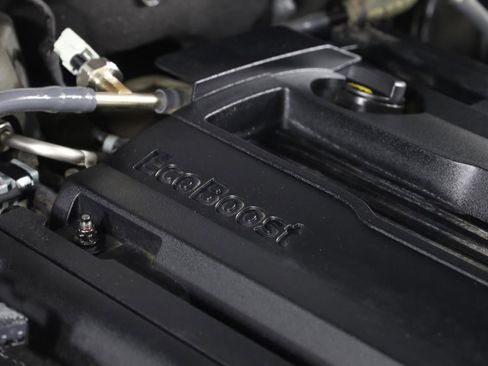 Used 2020 Ford Mustang Convertible RWD image 20